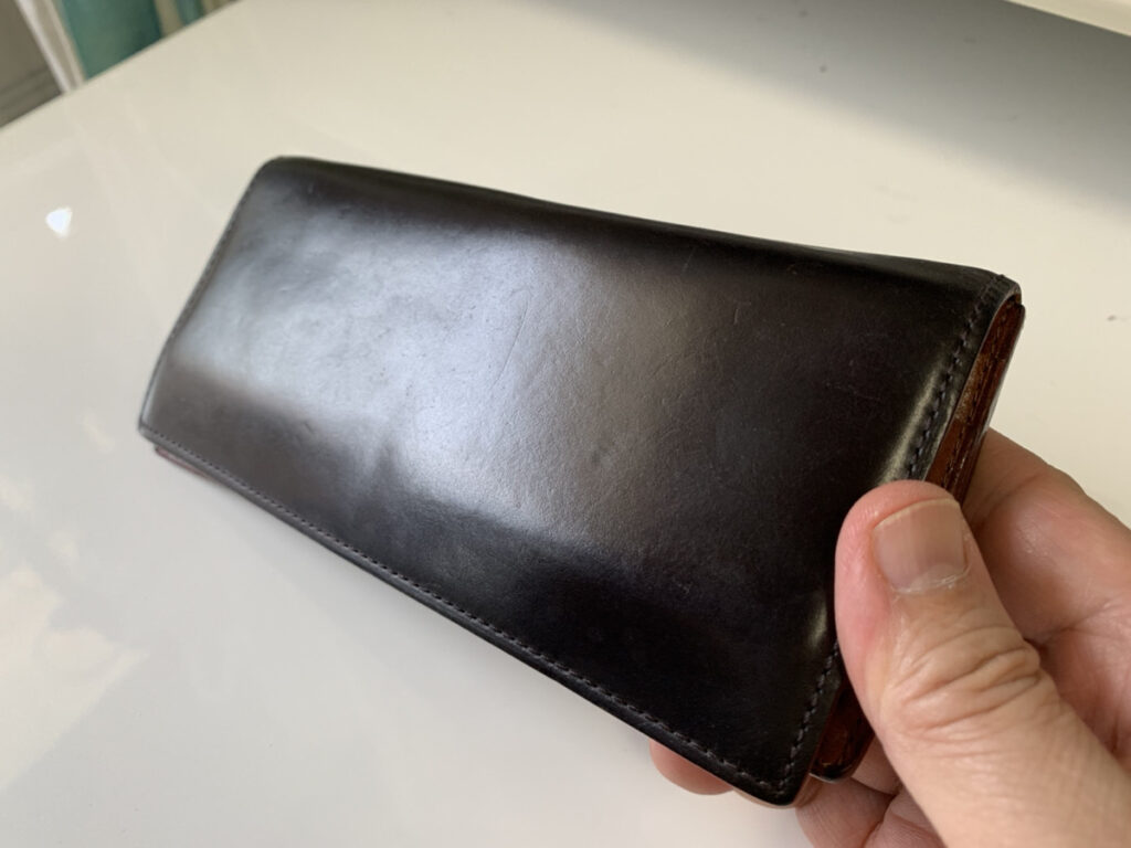 8年使ったGANZO製のコードバン財布